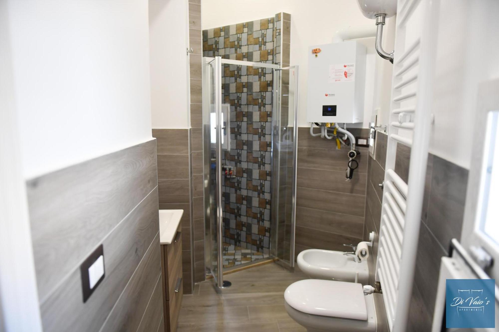 Di Vaio'S Apartments Napoli Bagian luar foto